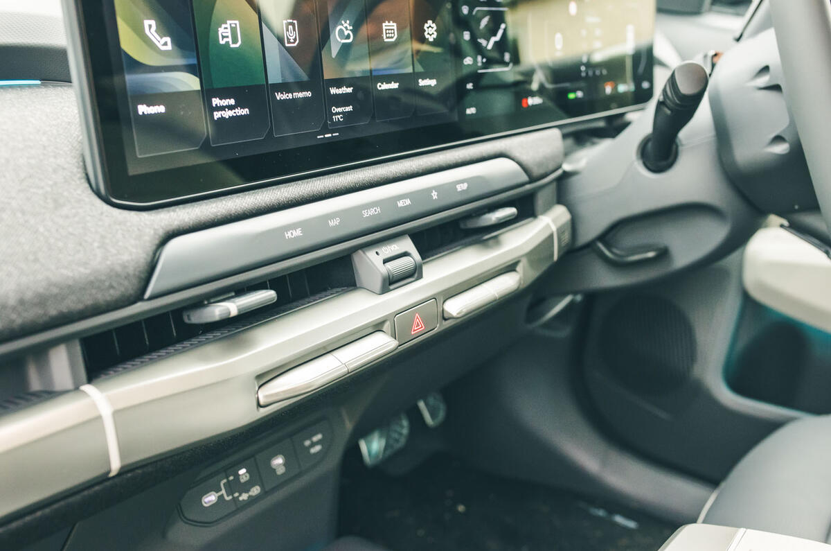 Kia EV3 review 2024 11 dash