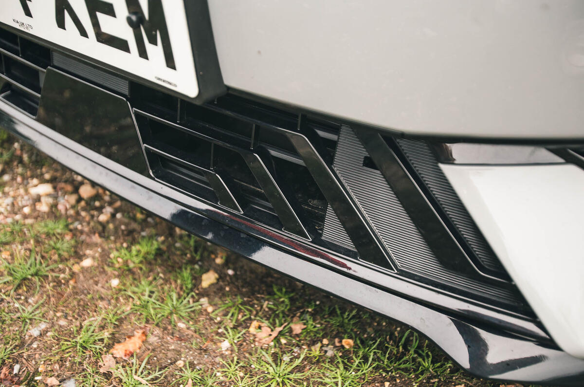 kia ev6 facelift front splitter 2024 jh 39