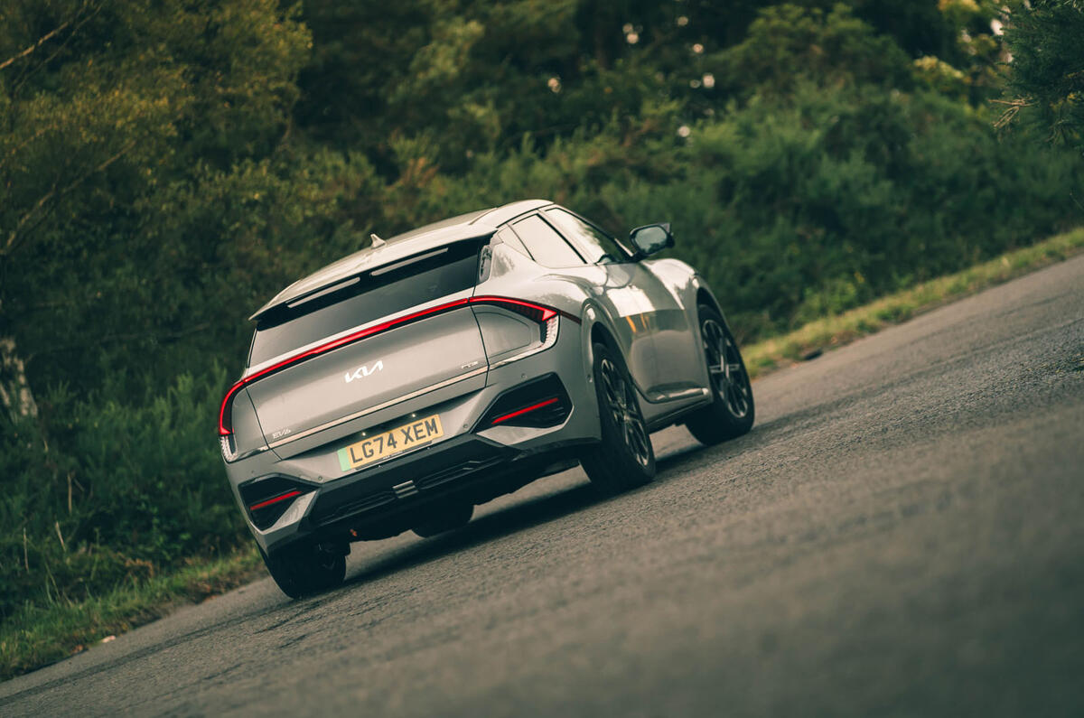 kia ev6 facelift rear corner 2024 jh 42