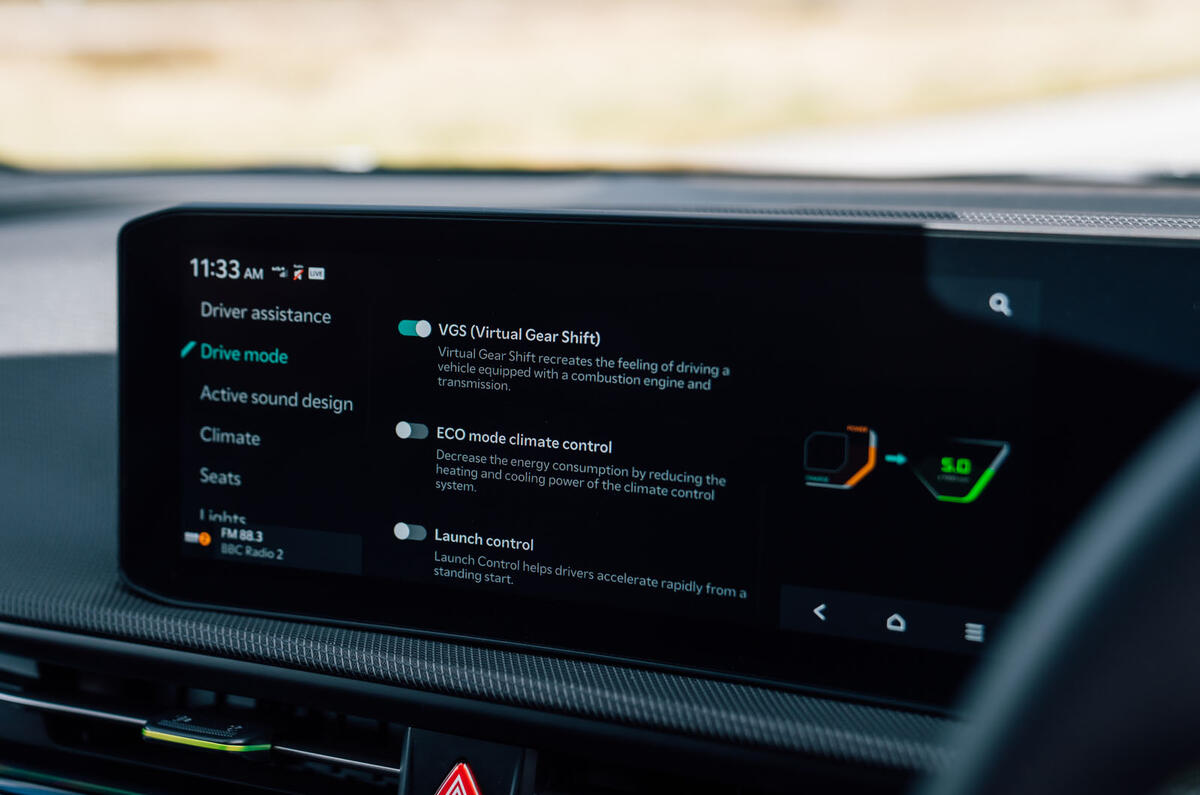 Kia EV6 GT avis 2025 12 infotainment
