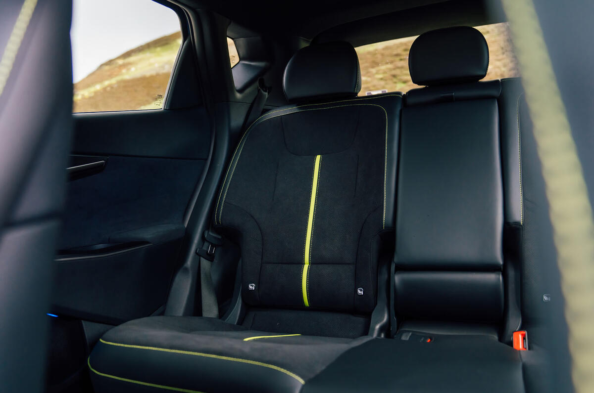 Kia EV6 GT avis 2025 21 sièges arrière