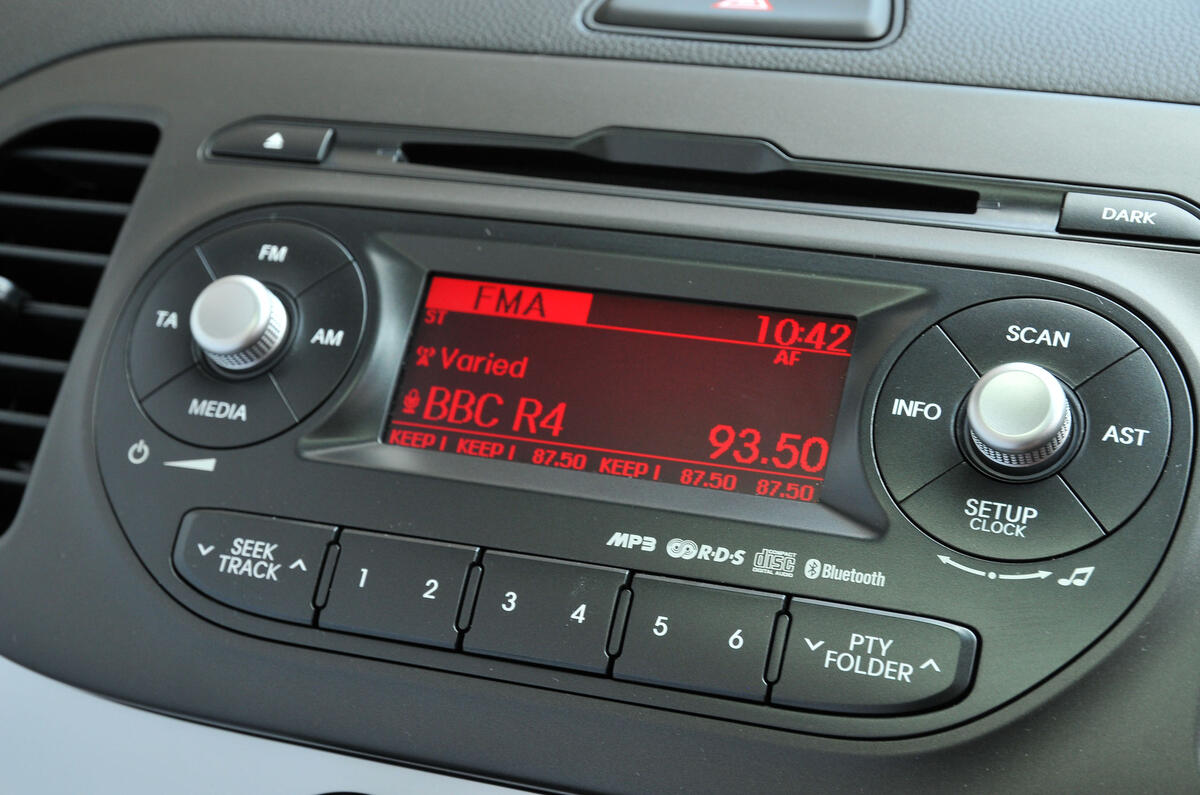 Kia Picanto infotainment