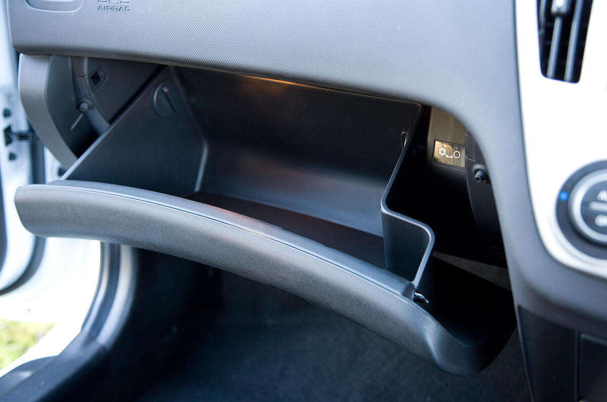 The glovebox is not enormous but does come with switchable air-conditioned cooling as standard Kia Procee'd glovebox