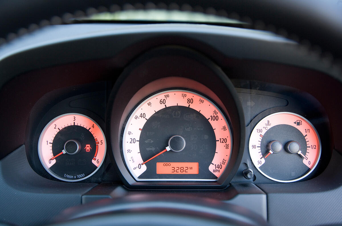 The dials are easy to read but the orange lighting is a bit brash Kia Procee'd instrument cluster