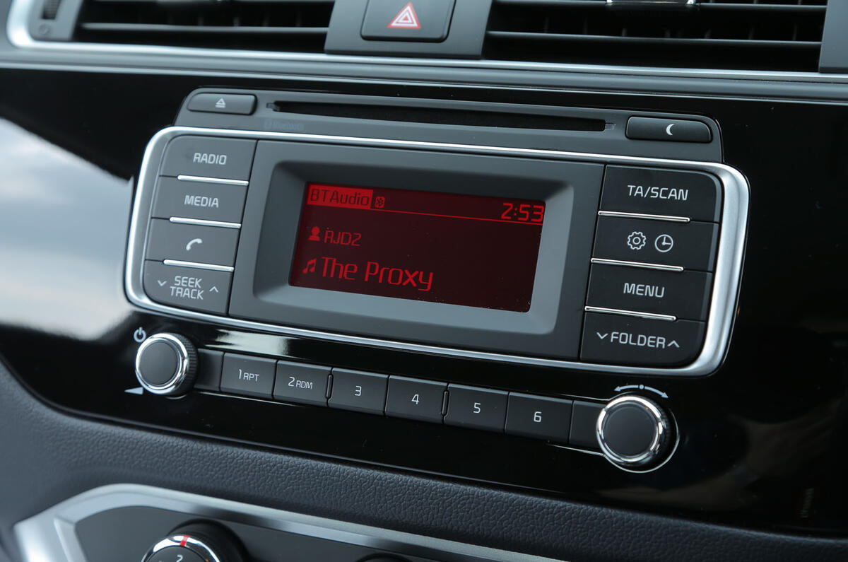 Kia Rio infotainment system