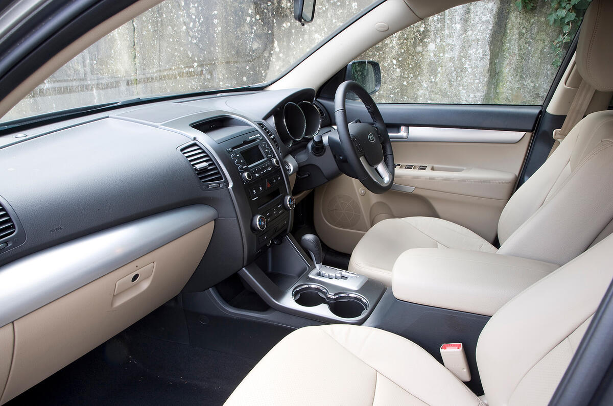 Kia Sorento front seats