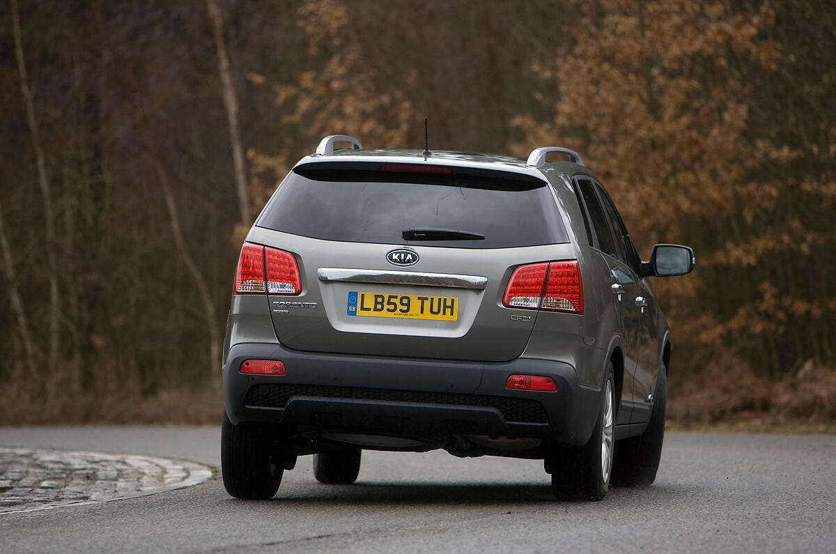 Kia Sorento rear cornering