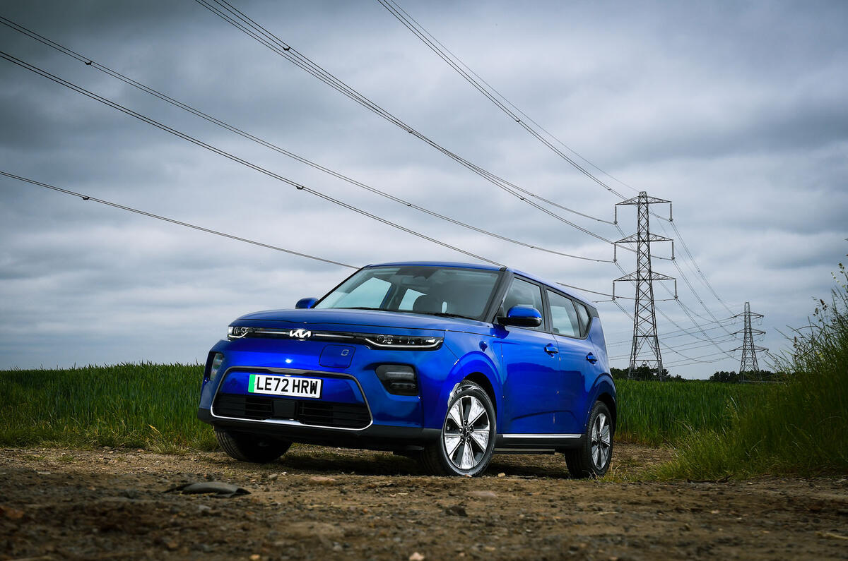 kia soul ev review 2023 24 static front
