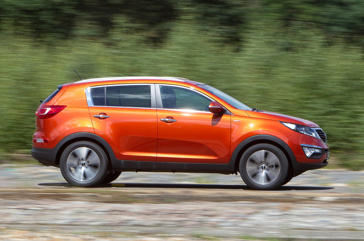 2.0-litre diesel models deliver plenty of mid-range pull Kia Sportage side profile