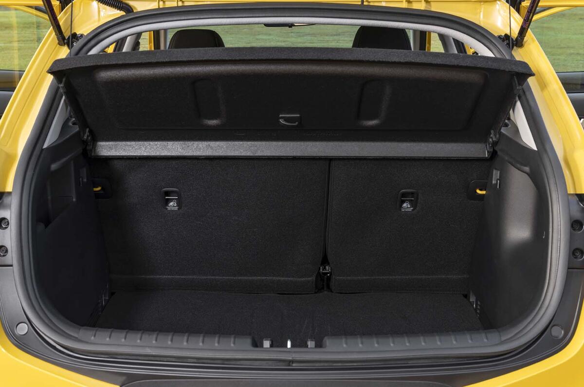 Kia Stonic boot Kia Stonic boot