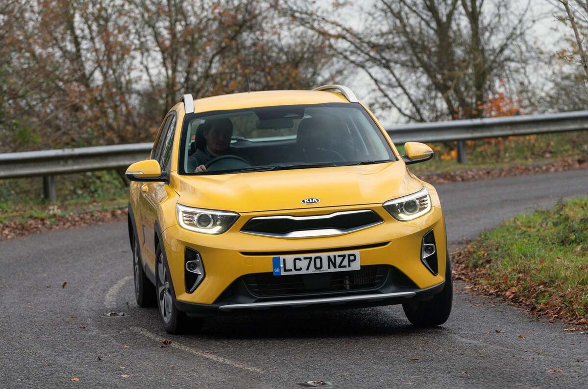 Kia Stonic front cornering Kia Stonic front cornering