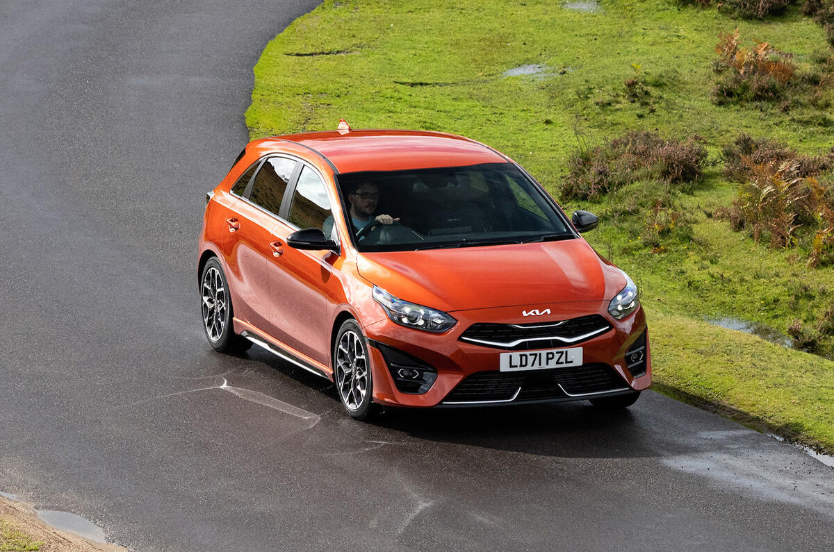Kia Ceed review   cornering shot Kia Ceed review   cornering shot