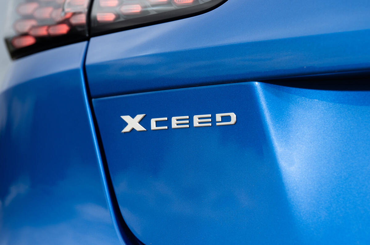 Kia Xceed 2024 badge Kia Xceed 2024 badge