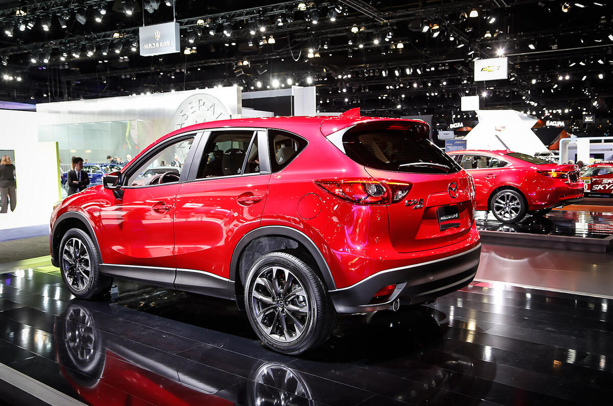 Mazda unveils CX-5 facelift at LA motor show Mazda unveils CX-5 facelift at LA motor show