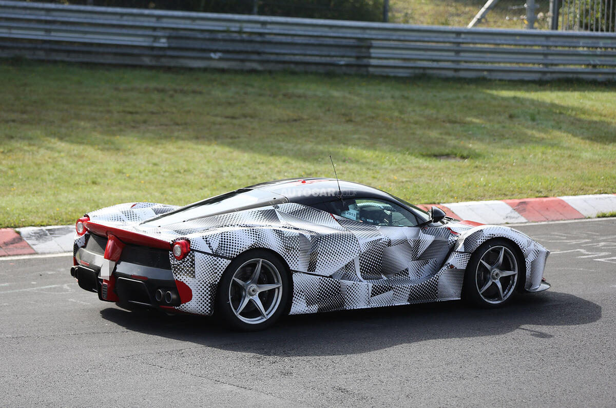 no title Ferrari LaFerrari spotted testing - latest pictures