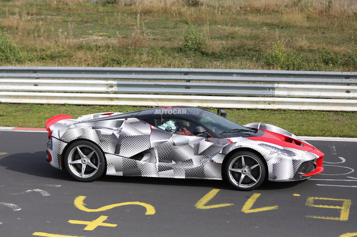 no title Ferrari LaFerrari spotted testing - latest pictures