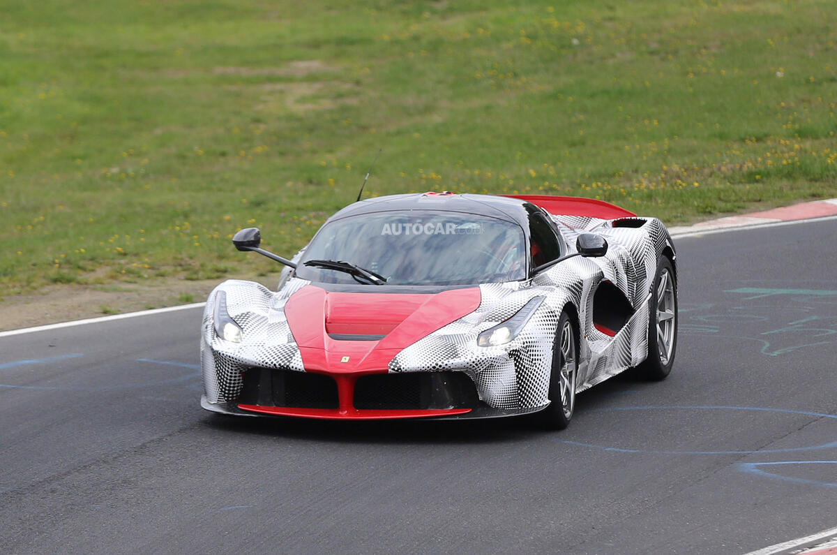 no title Ferrari LaFerrari spotted testing - latest pictures