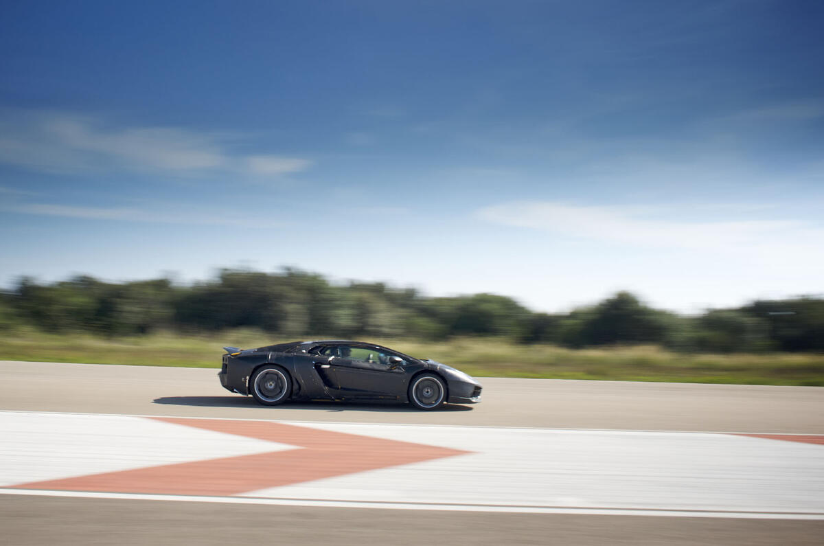 Driven: Lambo's new Murciélago