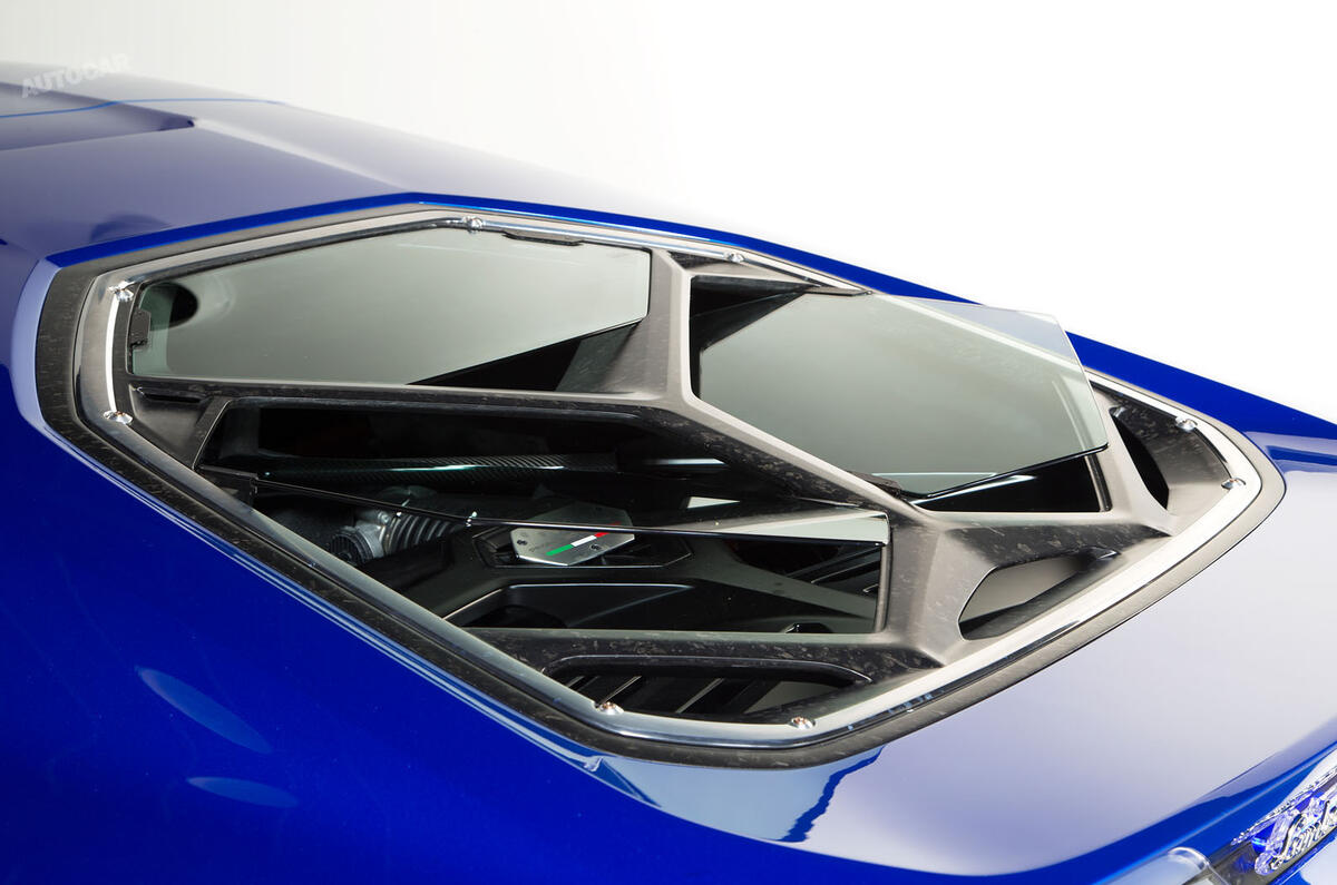 Lamborghini Asterion - exclusive studio pictures