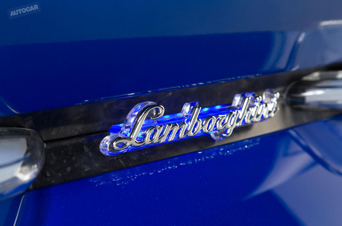 Lamborghini Asterion - exclusive studio pictures