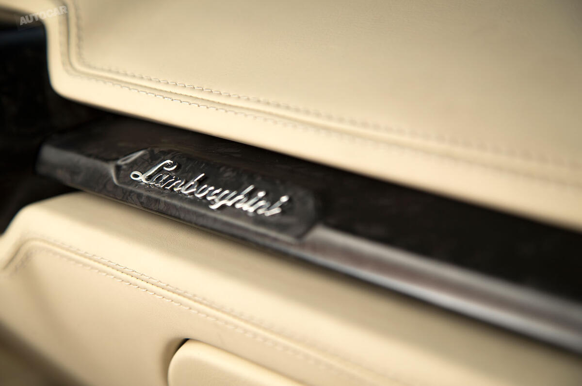 Lamborghini Asterion - exclusive studio pictures