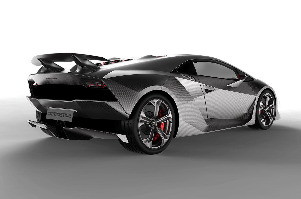 Paris show: Lamborghini Sesto Elemento