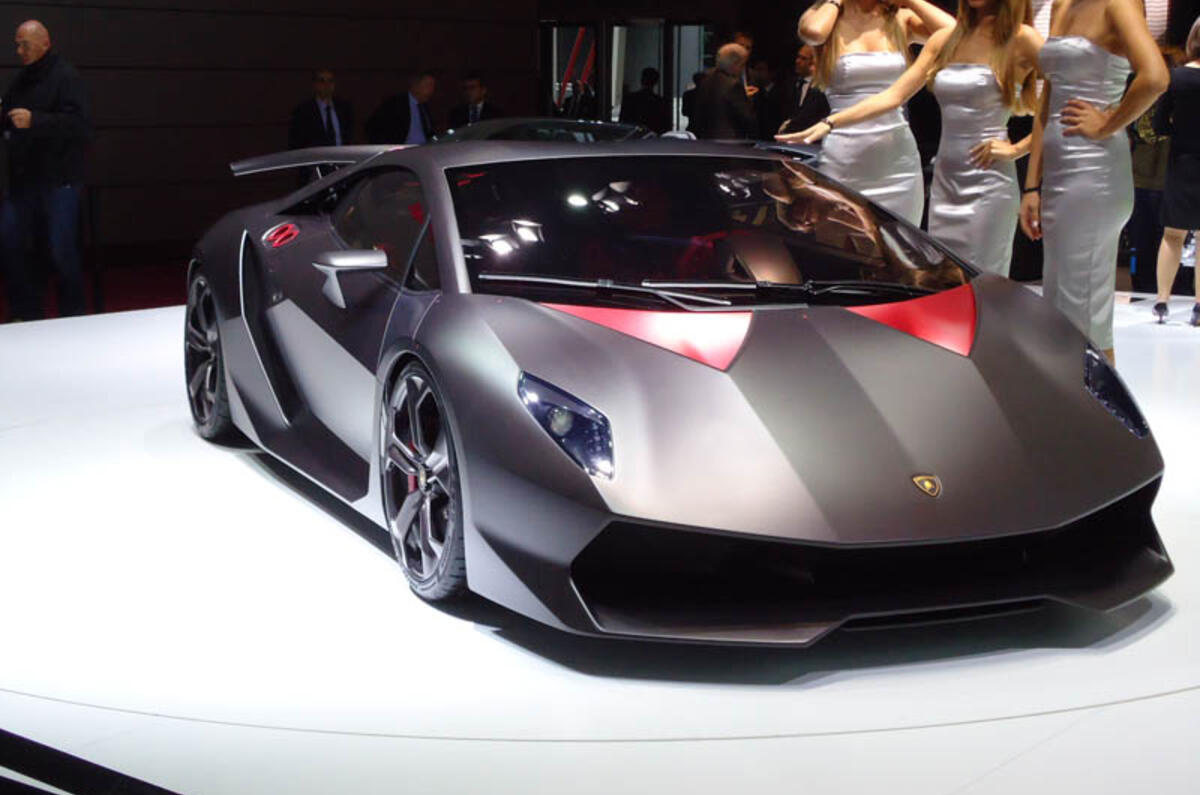 Paris show: Lamborghini Sesto Elemento
