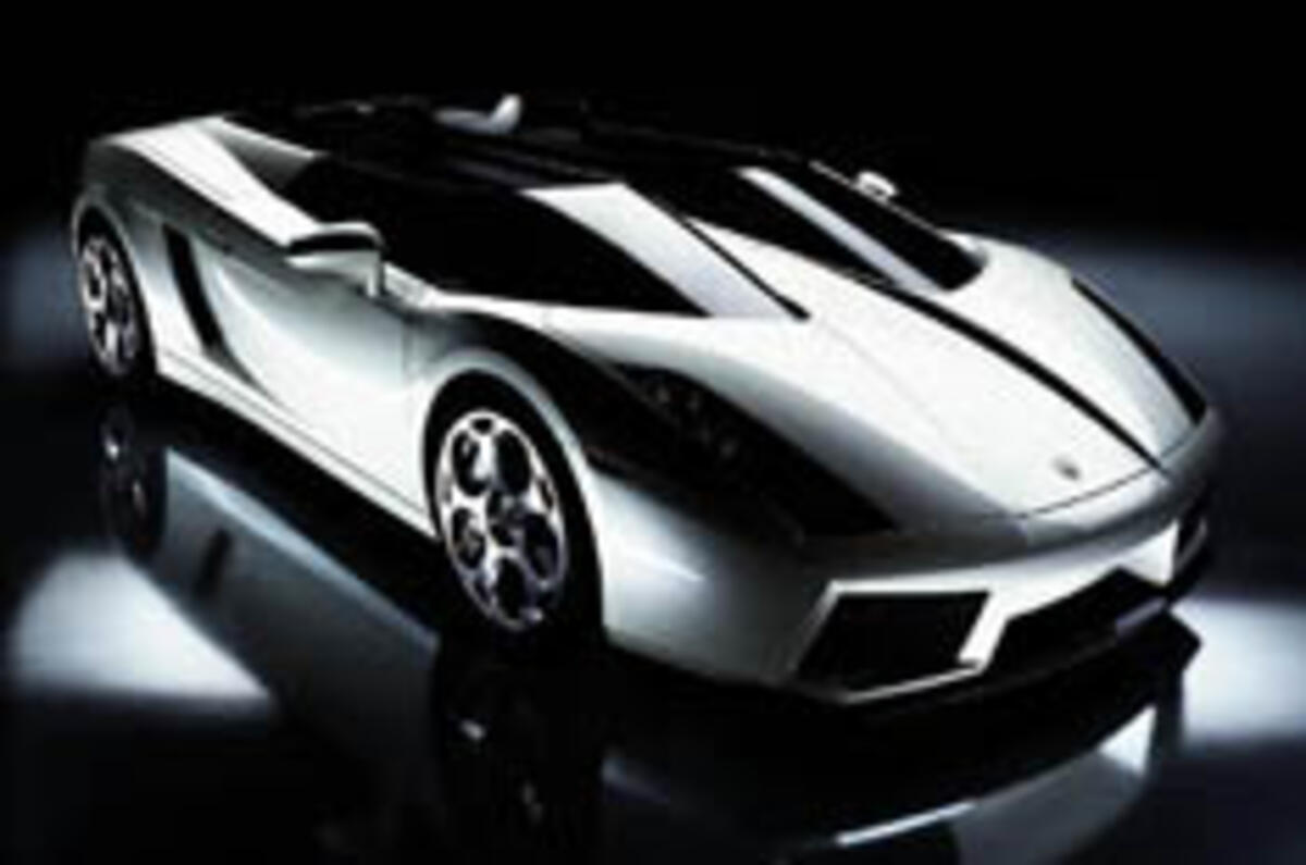 Roofless Gallardo inbound