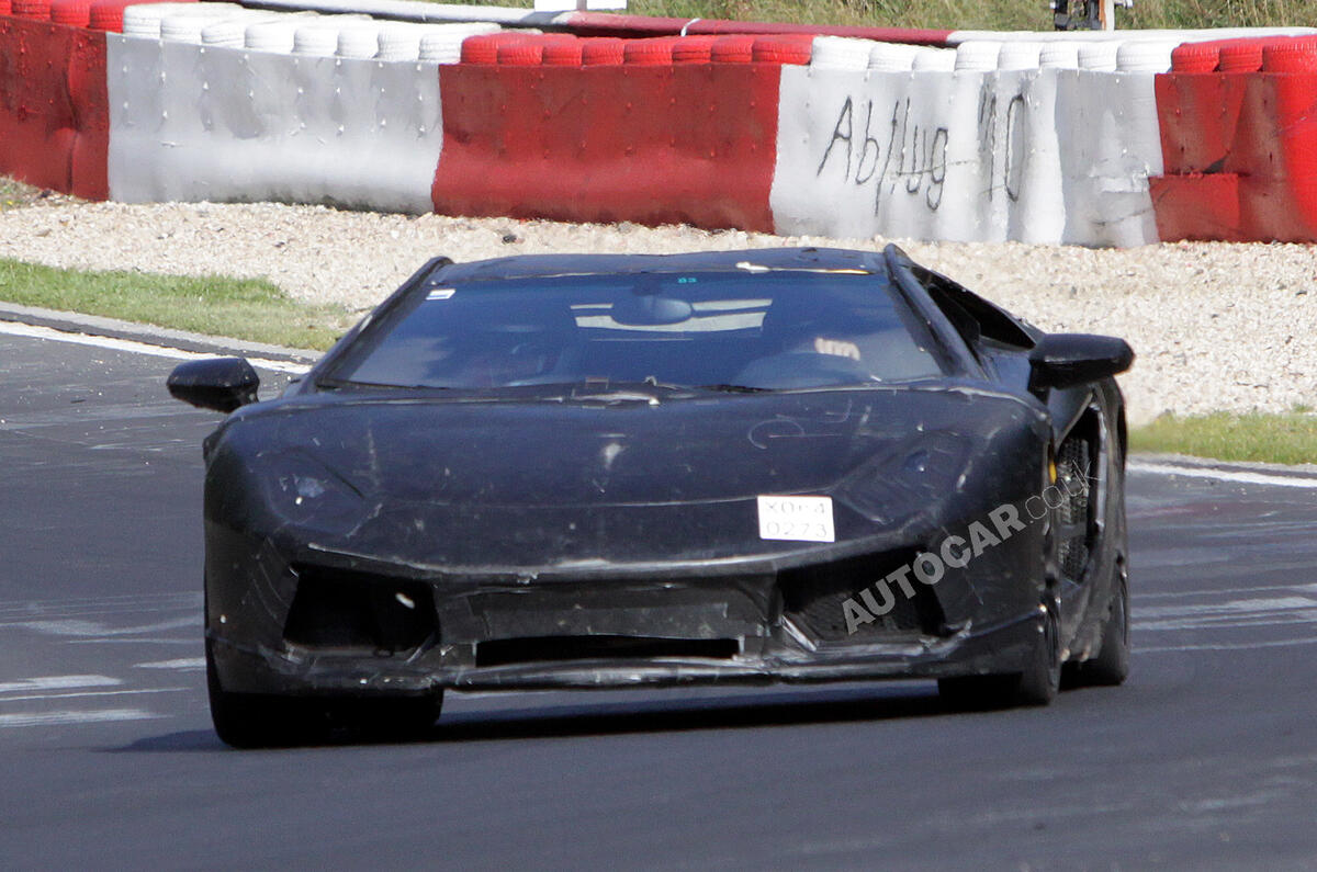 no title Lambo shows new Murciélago