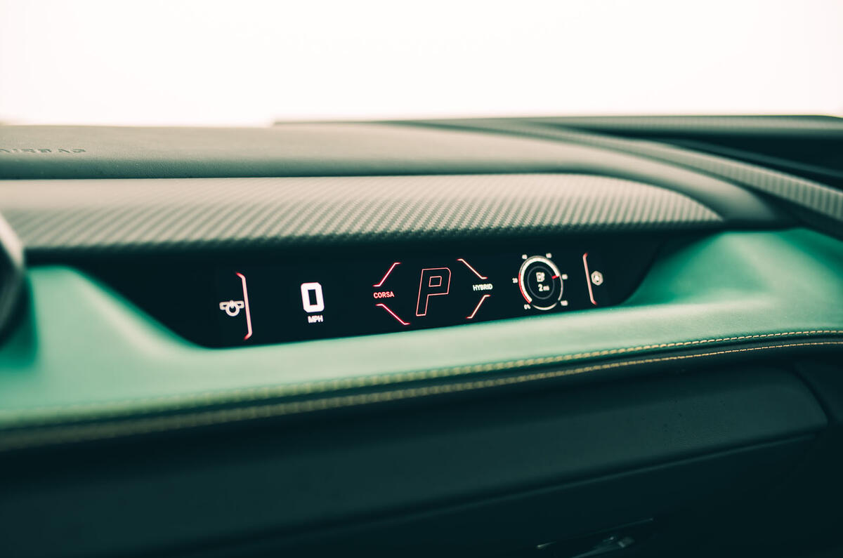 Lamborghini Revuelto review 2024 13