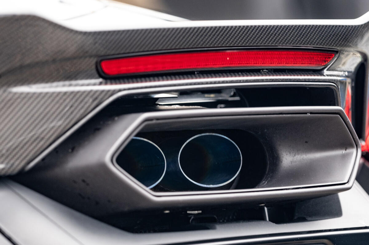 Lamborghini Temerario review 2026 012