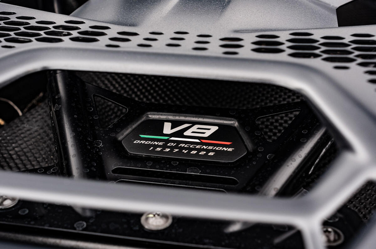 Lamborghini Temerario review 2026 025