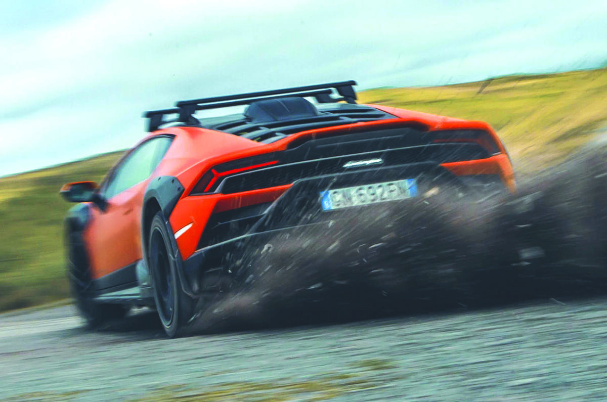 Lamborghini Huracan Sterrato rear lead