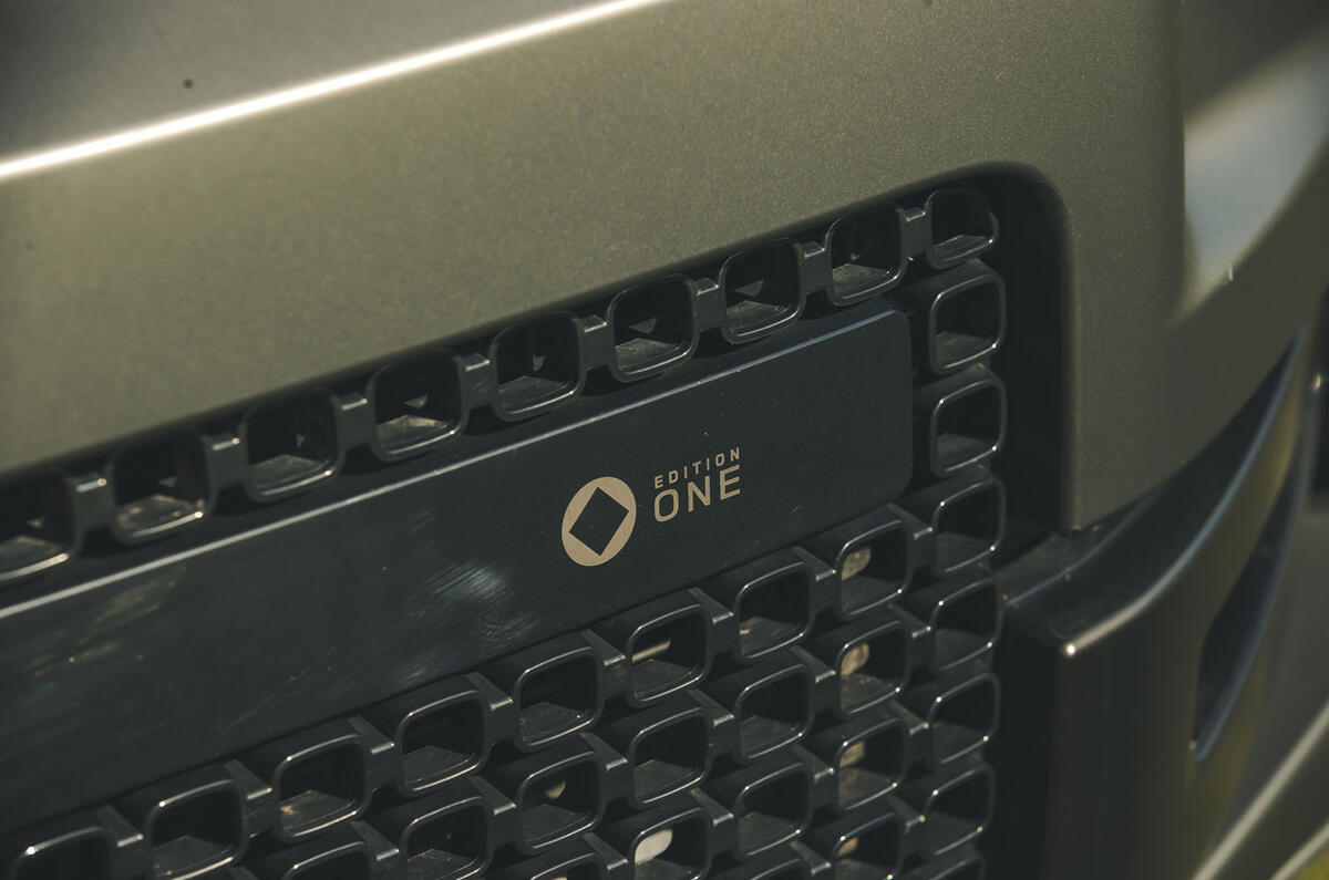 land rover defender octa rt 2025 edition one badge 3 land rover defender octa rt 2025 edition one badge 3