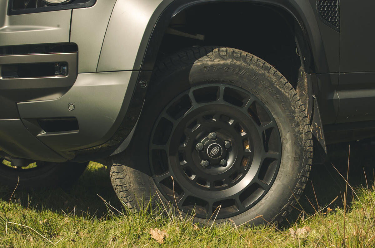 land rover defender octa rt 2025 front wheel 12 land rover defender octa rt 2025 front wheel 12