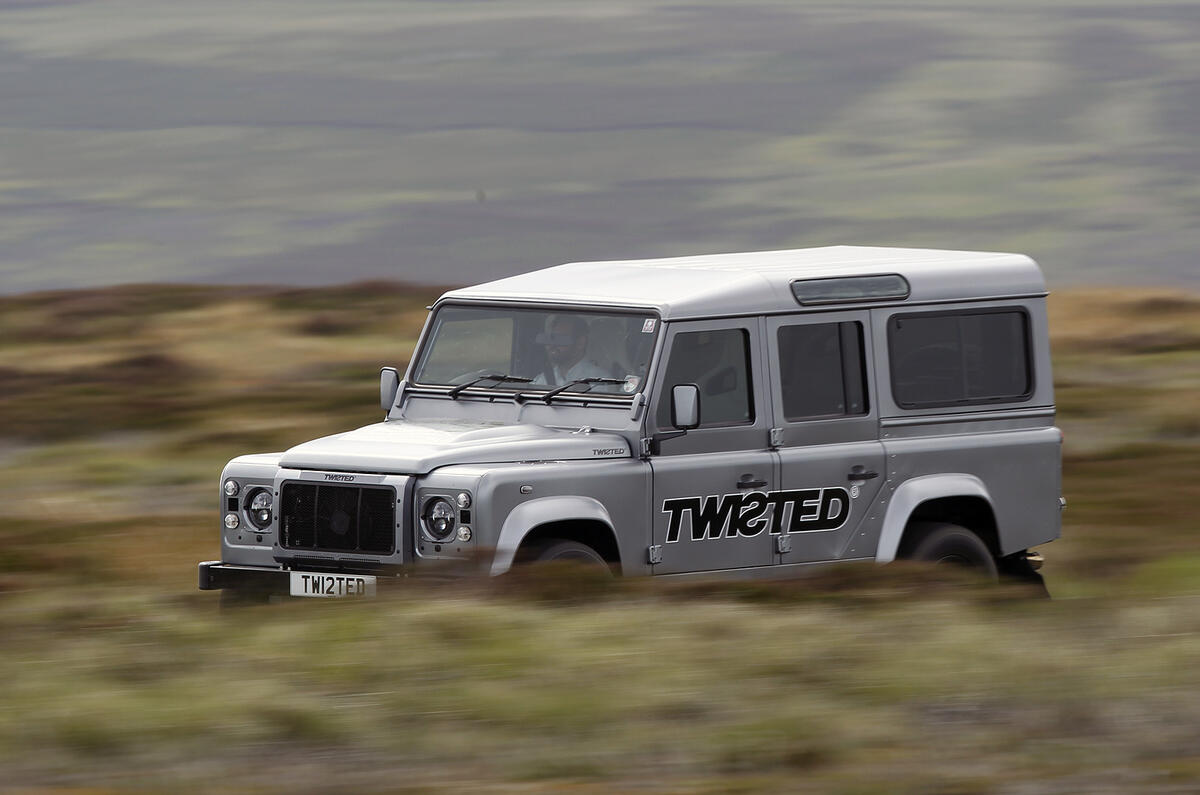 New Land Rover Defender Too Soft? Meet The Twisted Na-V8 – VGEMAL