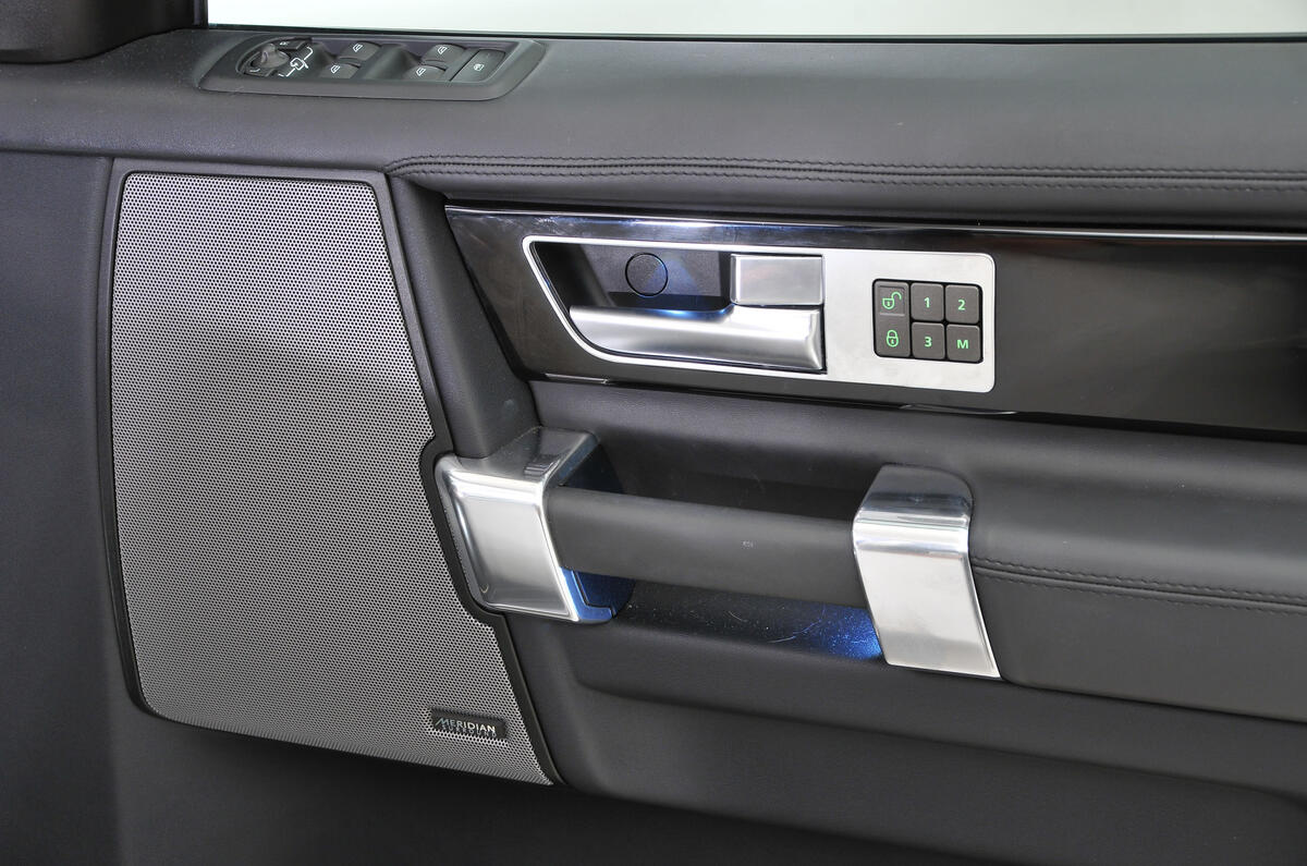Land Rover Discovery door cards