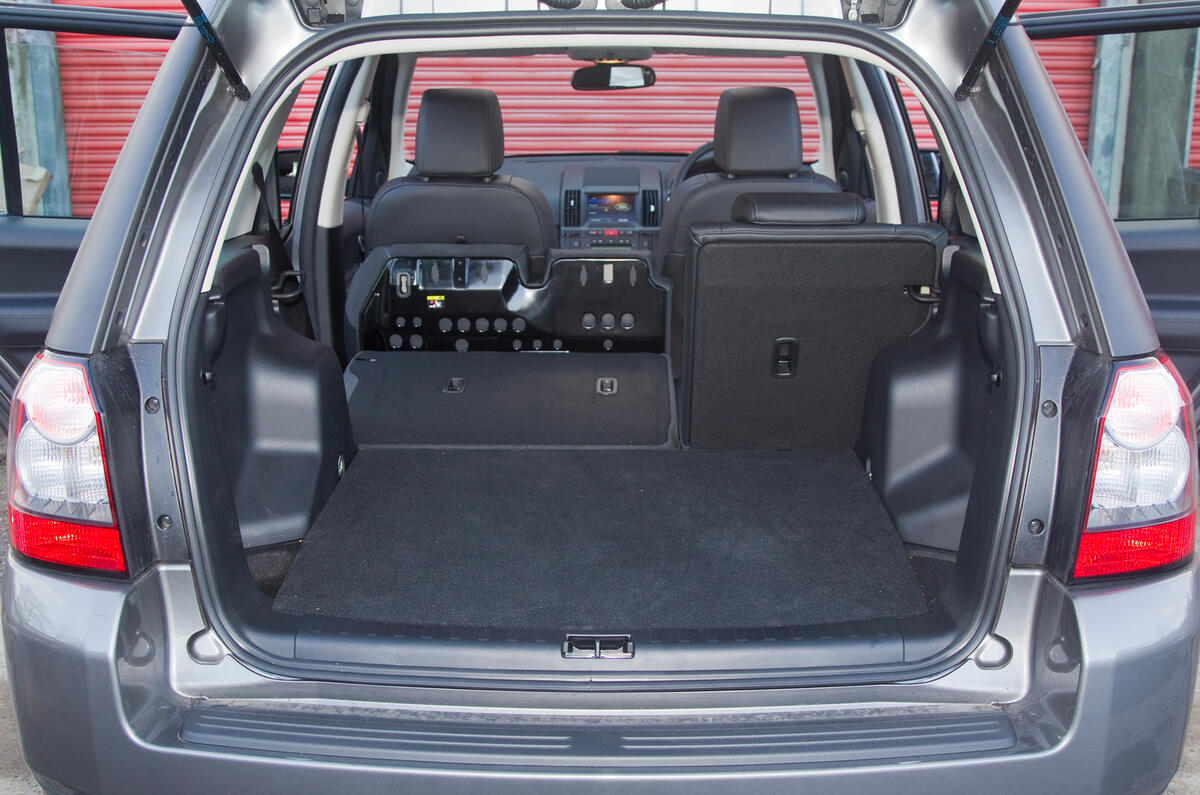 Awkward shape but there’s 755 litres in five-seat format if you load to the roof Land Rover Freelander boot space