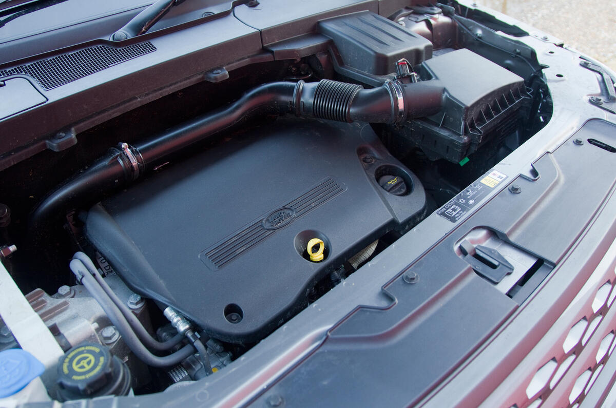 There are two states of tune for the four-cylinder diesel engine Land Rover Freelander diesel engine