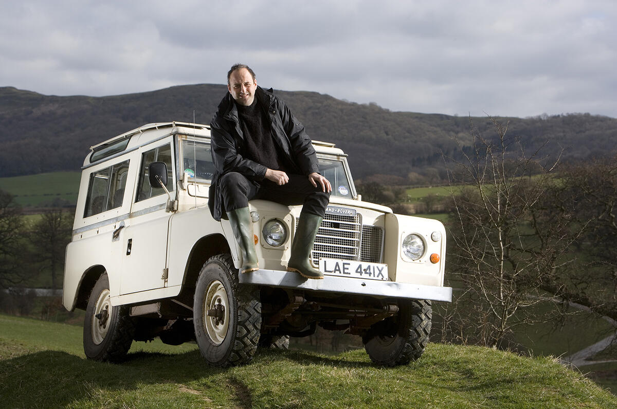 Defender sales 'slowing'