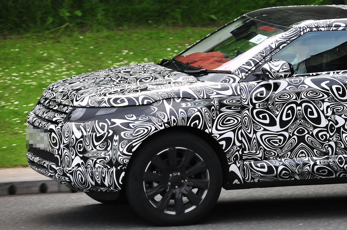 Range Rover Evoque: new pics
