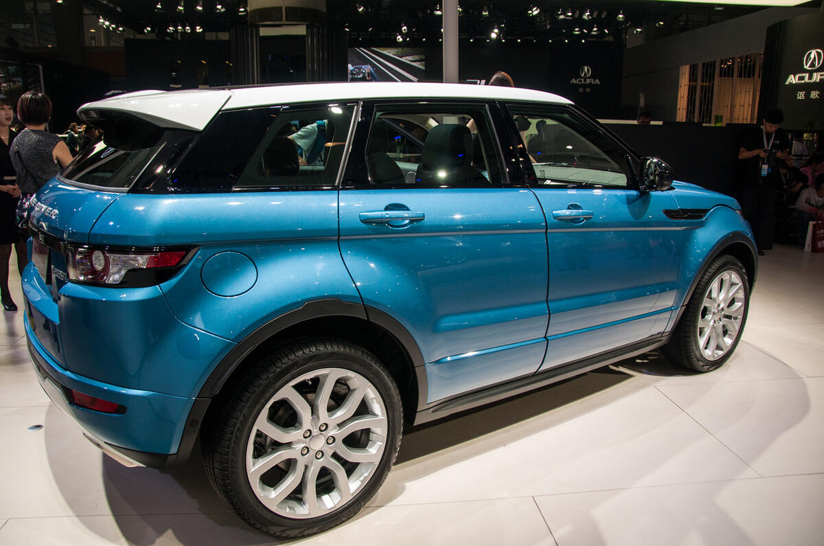 Range Rover Evoque versus LandWind X7 copycat – which is better?