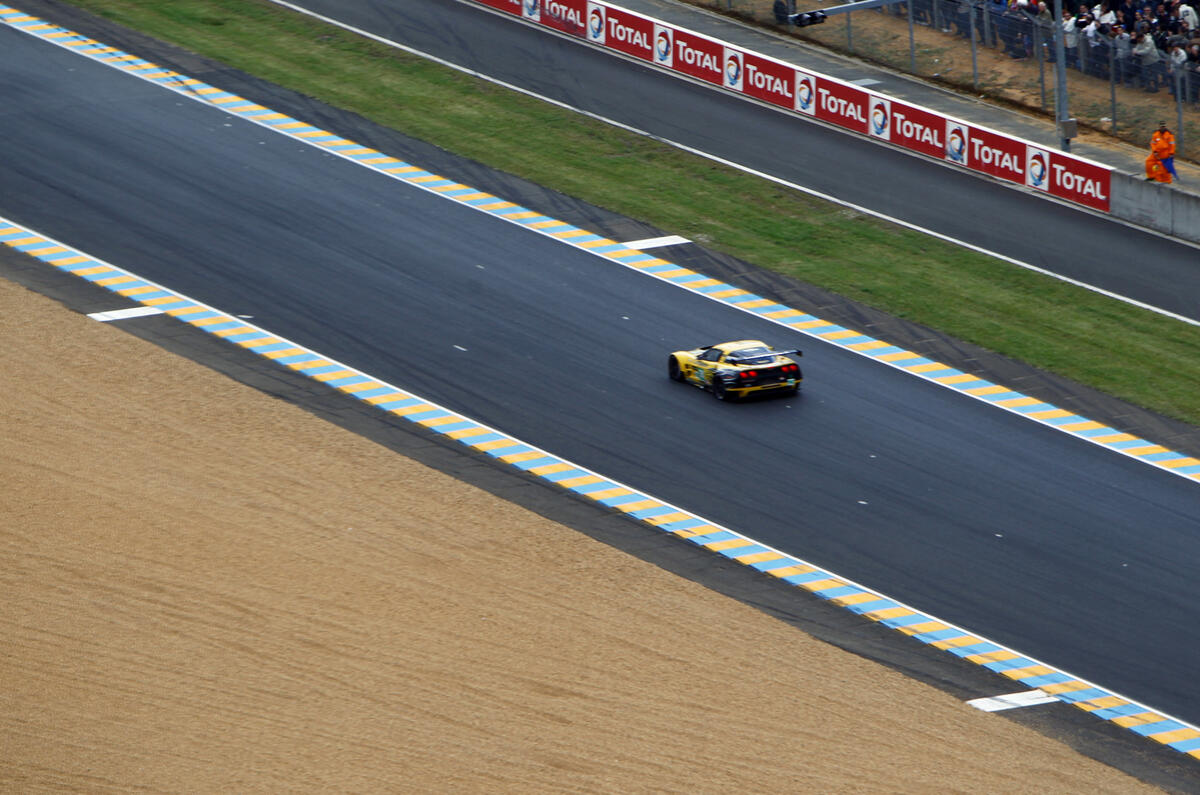 no title Le Mans 2013 from the air