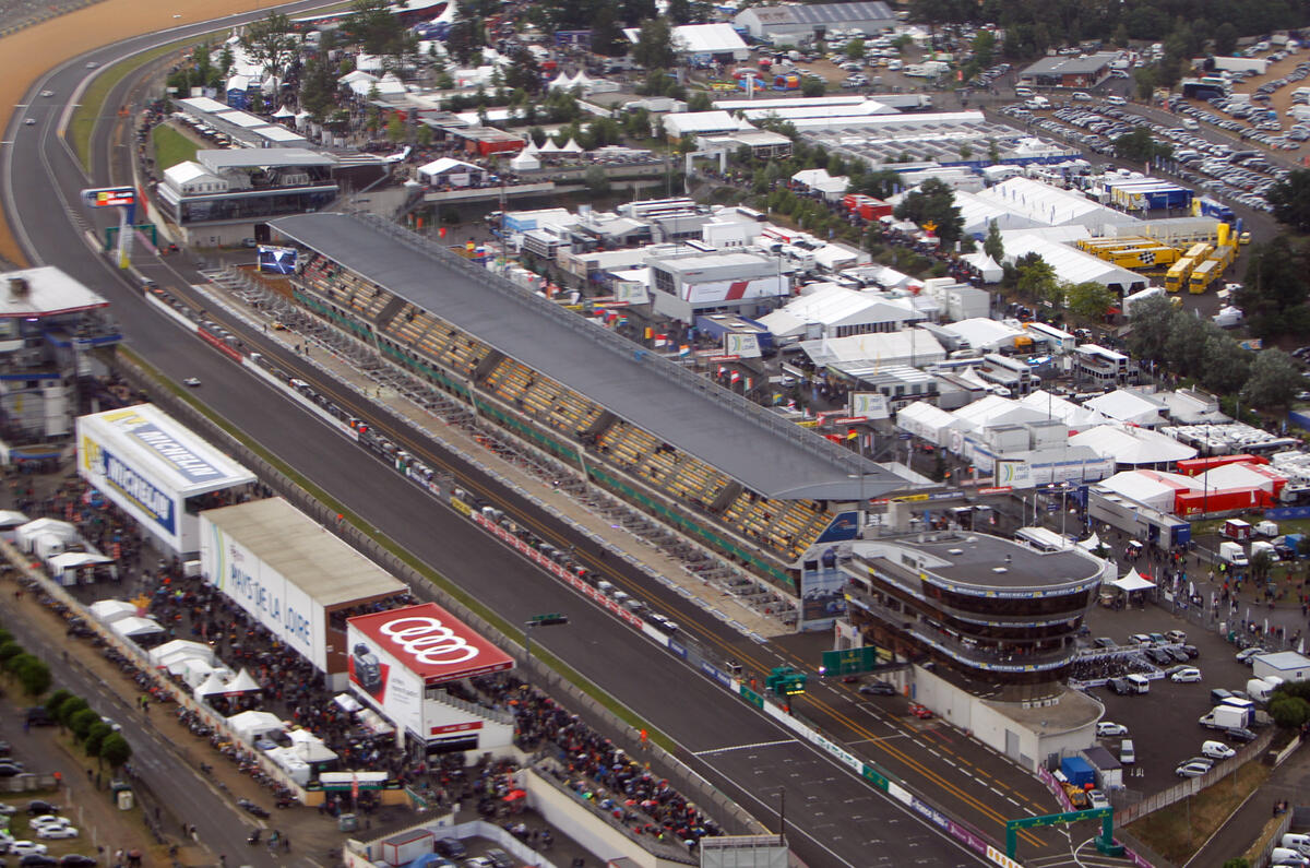 no title Le Mans 2013 from the air