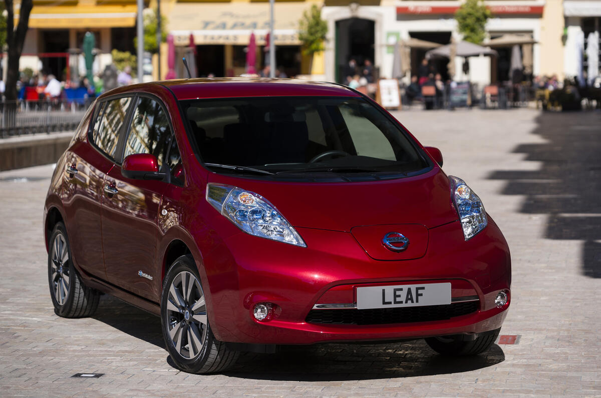 Quick News: VW Golf Estate pricing, Subaru cuts XV costs, Leaf remains charge fr