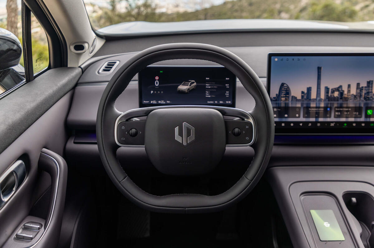 Leapmotor C10 REEV 2025 Review dash 21 Leapmotor C10 REEV 2025 Review dash 21