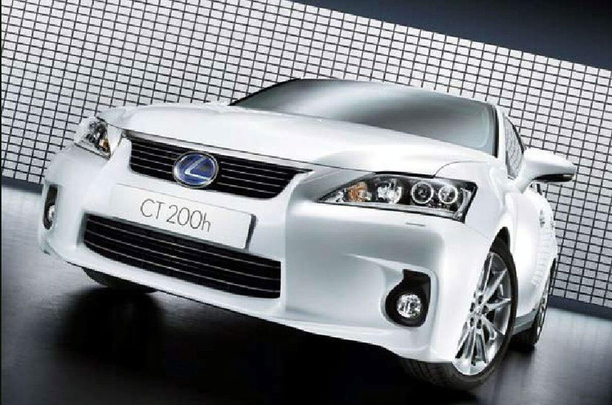 Lexus CT 200h revealed