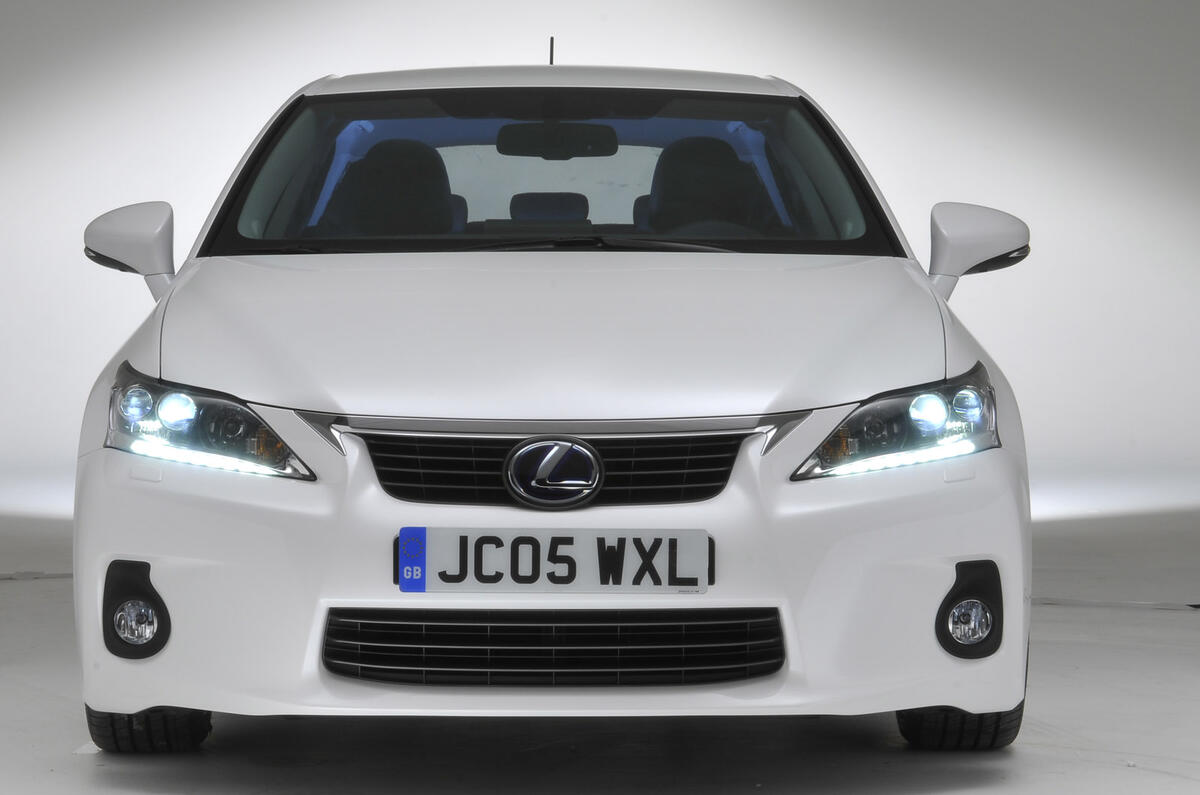 Lexus CT200h - new pics