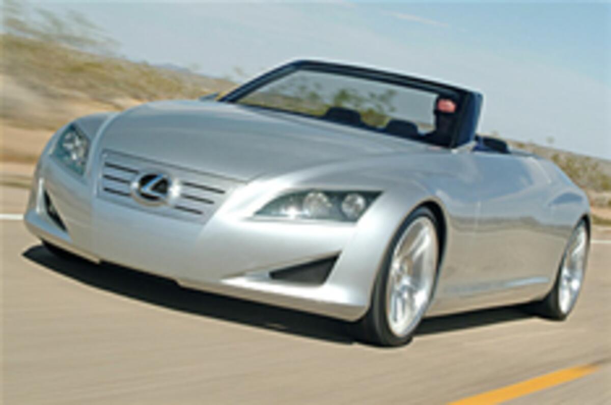 Lexus IS loses its roof