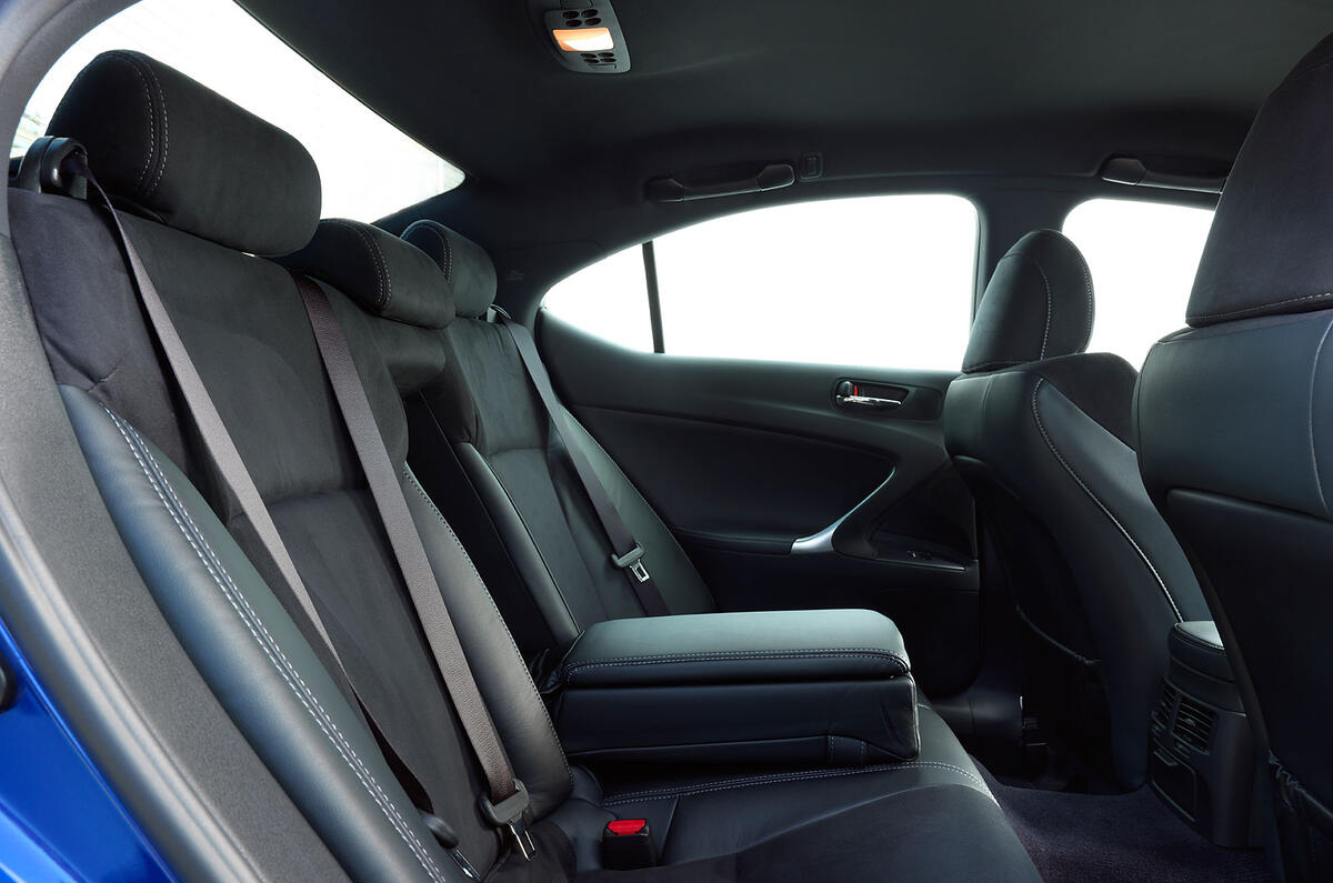 Lexus IS rear seats